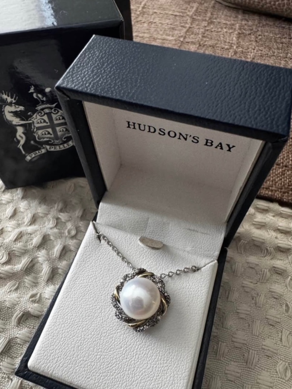 pearl & diamond pendant